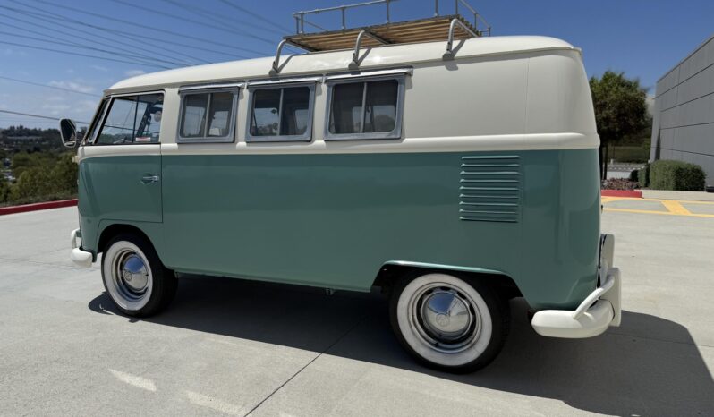 
								1963 Volkswagen Type 2 Panel Van full									