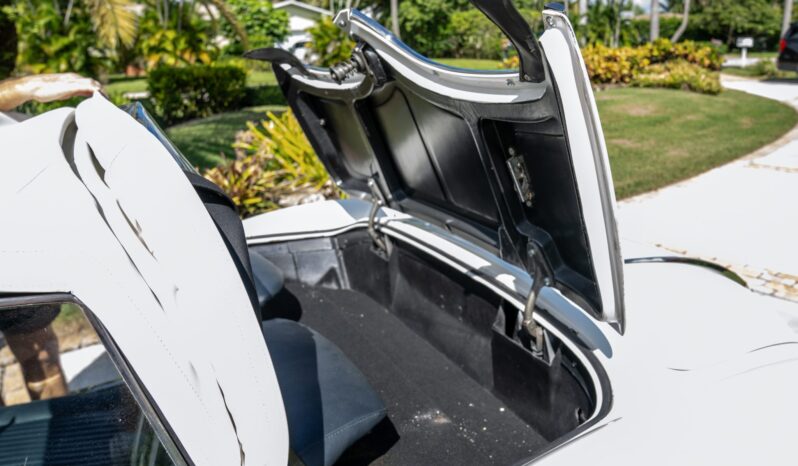 								1958 Chevrolet Corvette 3-Speed full									