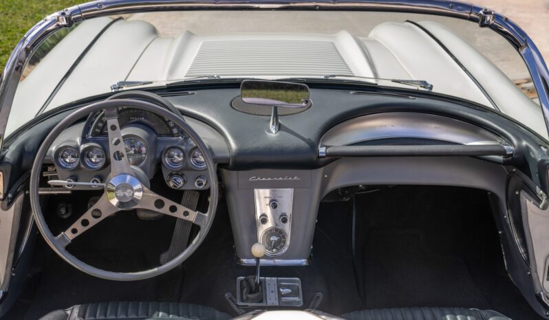 								1958 Chevrolet Corvette 3-Speed full									