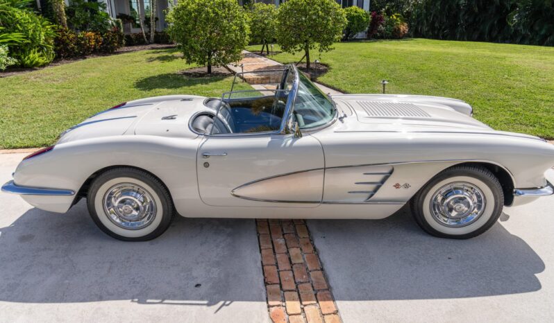 								1958 Chevrolet Corvette 3-Speed full									