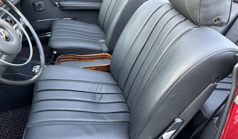 								1969 Mercedes-Benz 280SE Cabriolet full									