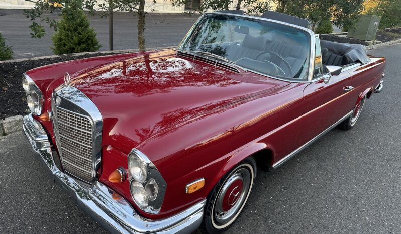 								1969 Mercedes-Benz 280SE Cabriolet full									