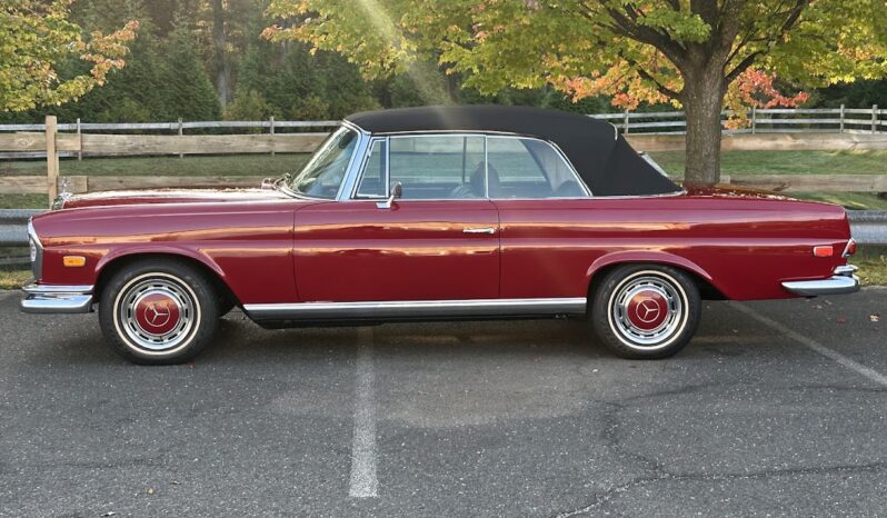 								1969 Mercedes-Benz 280SE Cabriolet full									