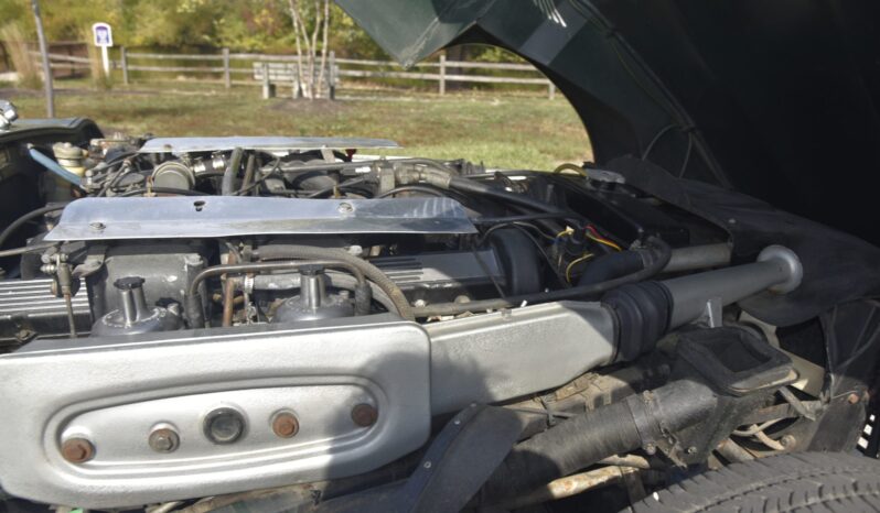 								1972 Jaguar E-Type Series III Roadster V12 4-Speed full									