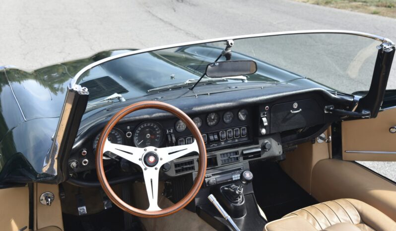 								1972 Jaguar E-Type Series III Roadster V12 4-Speed full									