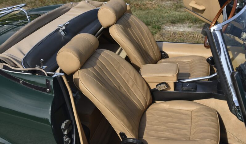 								1972 Jaguar E-Type Series III Roadster V12 4-Speed full									