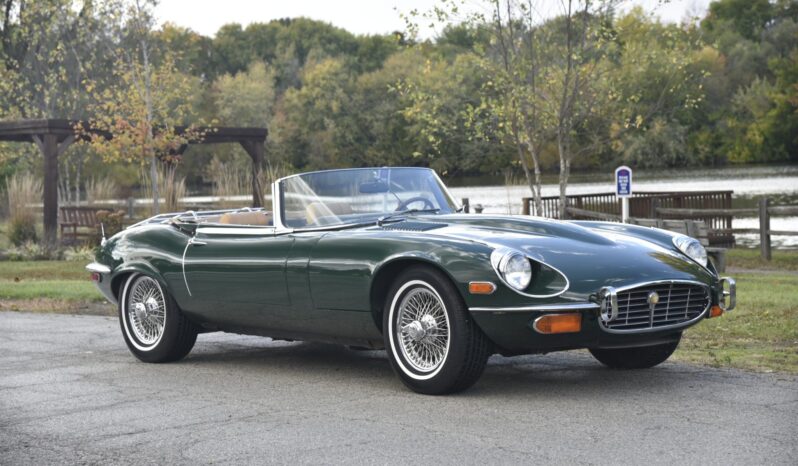 								1972 Jaguar E-Type Series III Roadster V12 4-Speed full									