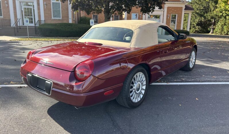 
								2004 Ford Thunderbird full									
