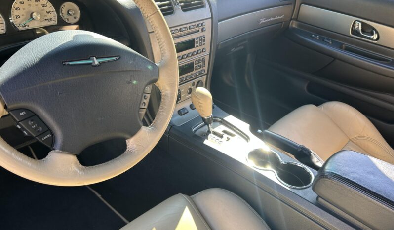 
								2004 Ford Thunderbird full									