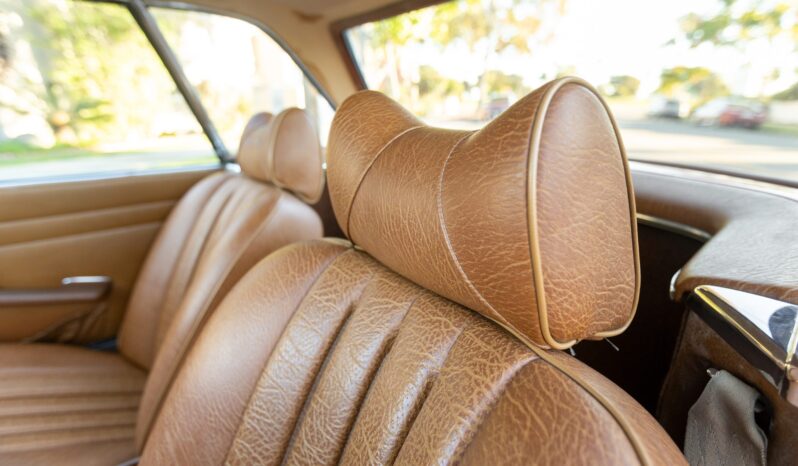 
								1969 Mercedes-Benz 280SL 4-Speed full									