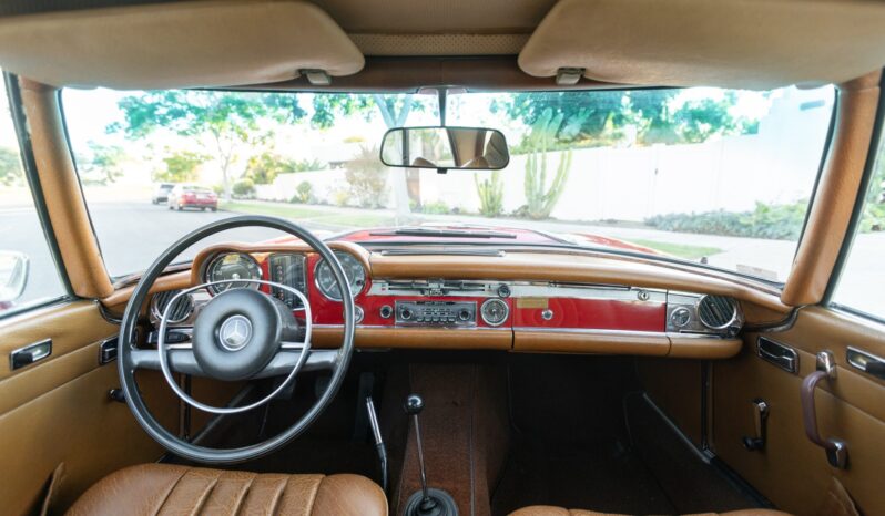 
								1969 Mercedes-Benz 280SL 4-Speed full									