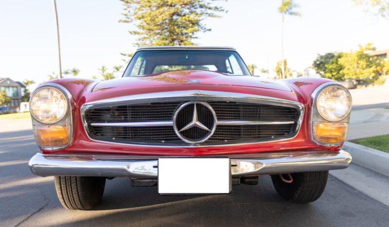 
								1969 Mercedes-Benz 280SL 4-Speed full									