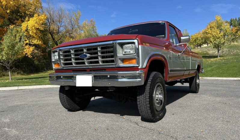 
								1986 Ford F-250 XLT Lariat SuperCab 4×4 full									