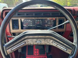 
										1986 Ford F-250 XLT Lariat SuperCab 4×4 full									