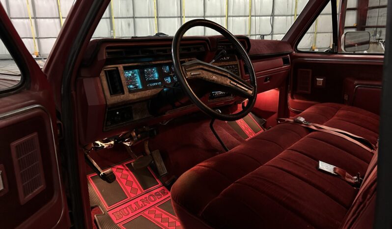 
								1986 Ford F-250 XLT Lariat SuperCab 4×4 full									