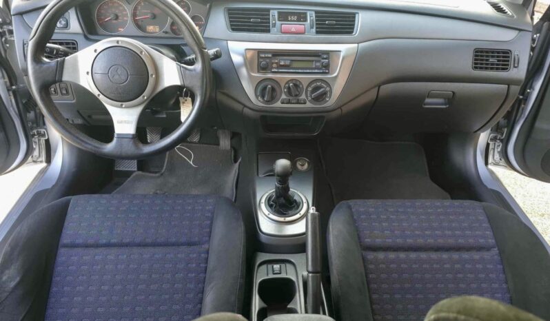 
								2004 Mitsubishi Lancer Evolution VIII full									