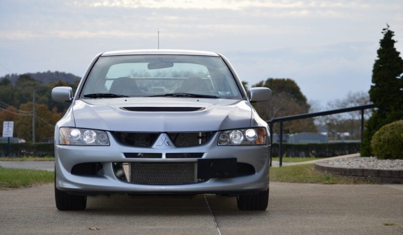 
								2004 Mitsubishi Lancer Evolution VIII full									