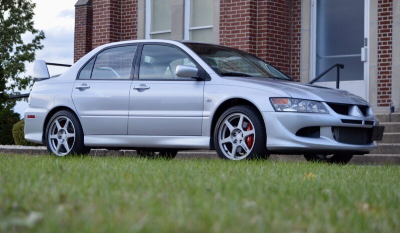 
								2004 Mitsubishi Lancer Evolution VIII full									