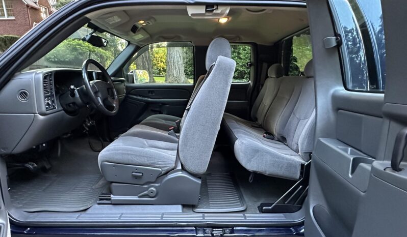 
								2005 Chevrolet Silverado 2500HD LS Extended Cab Duramax 4×4 full									