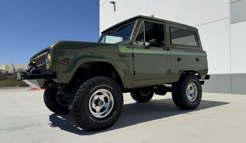 
								1969 Ford Bronco 3-Speed full									