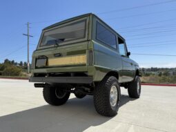 
										1969 Ford Bronco 3-Speed full									