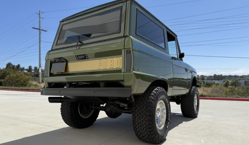 
								1969 Ford Bronco 3-Speed full									