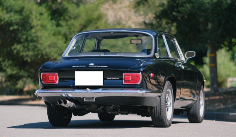 
								1969 Alfa Romeo GTV 1750 full									