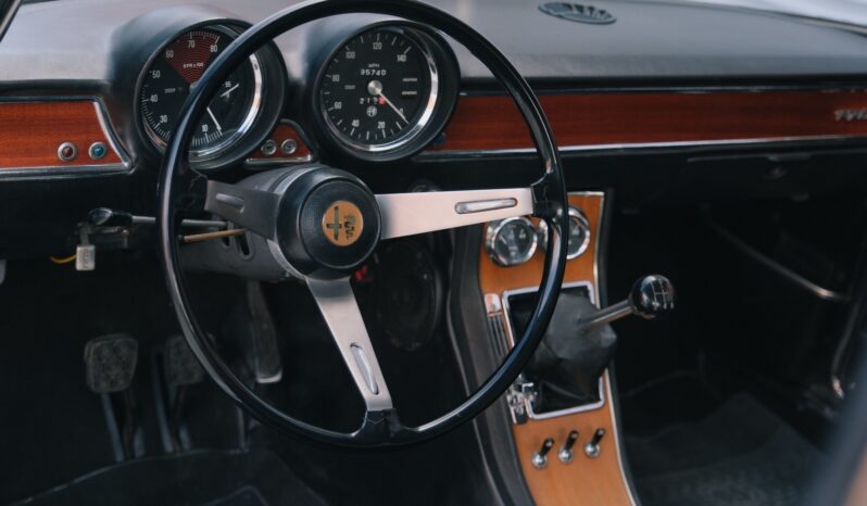 
								1969 Alfa Romeo GTV 1750 full									