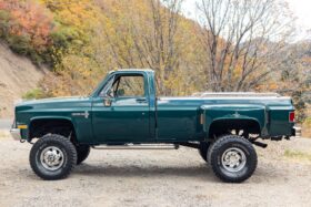 1985 Chevrolet K30 Custom Deluxe 4×4 Dually 4-Speed
