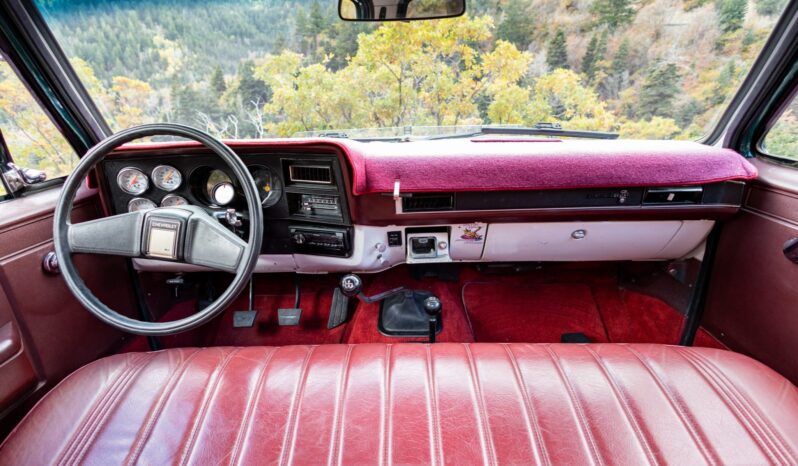 
								1985 Chevrolet K30 Custom Deluxe 4×4 Dually 4-Speed full									