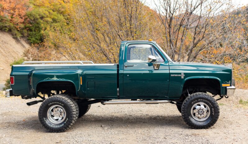 
								1985 Chevrolet K30 Custom Deluxe 4×4 Dually 4-Speed full									