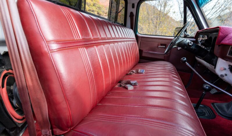 
								1985 Chevrolet K30 Custom Deluxe 4×4 Dually 4-Speed full									