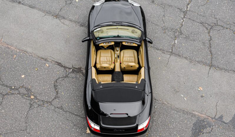 
								2000 Porsche 911 Carrera Cabriolet 6-Speed full									