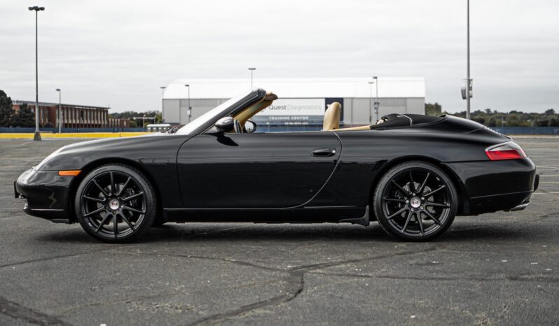 
								2000 Porsche 911 Carrera Cabriolet 6-Speed full									