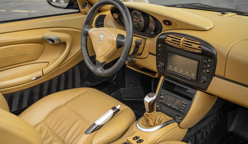 
								2000 Porsche 911 Carrera Cabriolet 6-Speed full									