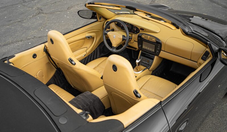 
								2000 Porsche 911 Carrera Cabriolet 6-Speed full									