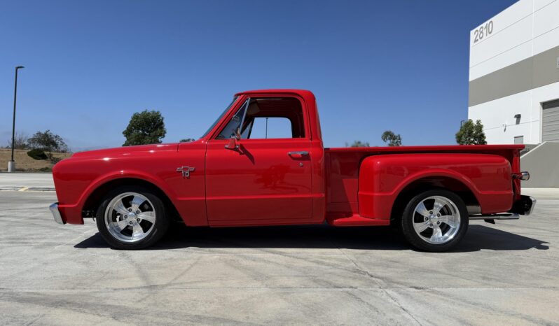 
								1967 Chevrolet C10 Pickup Stepside full									