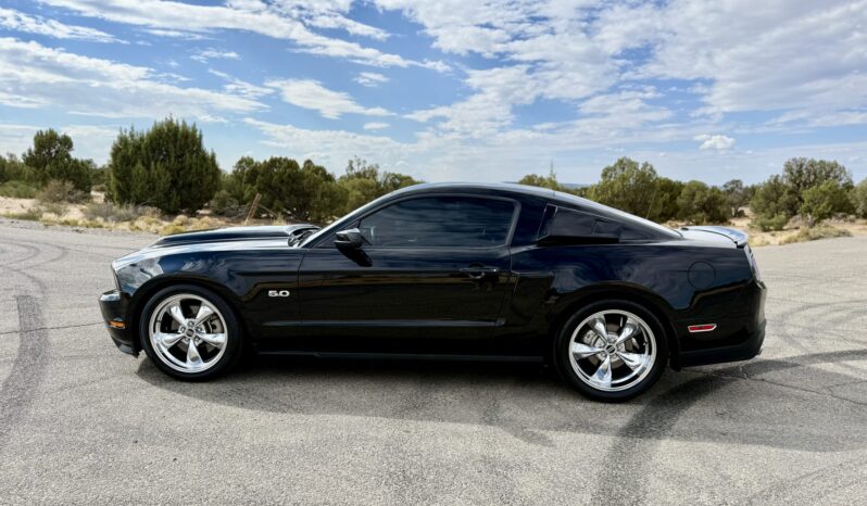 
								2012 Ford Mustang GT Premium Coupe 6-Speed full									