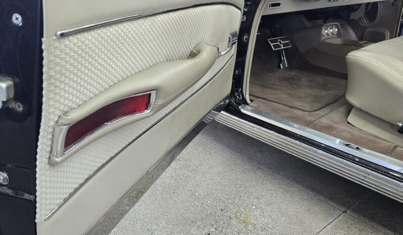 
								1958 Chevrolet Impala 2-Door Sport Coupe full									