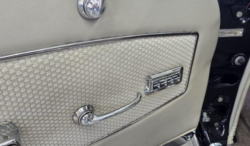 
								1958 Chevrolet Impala 2-Door Sport Coupe full									