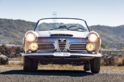 
										1964 Alfa Romeo 2600 Spider full									