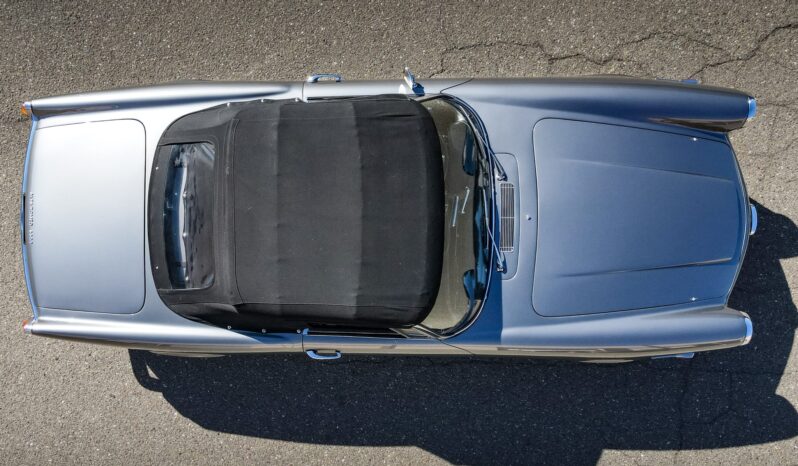 
								1964 Alfa Romeo 2600 Spider full									