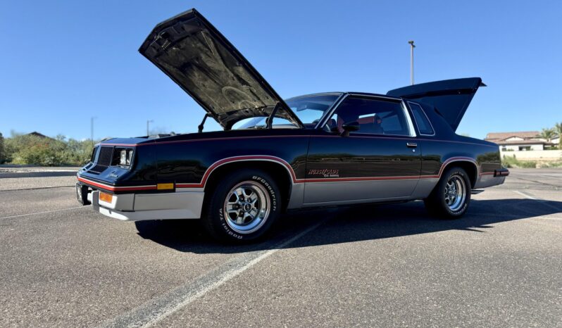 
								1983 Oldsmobile Cutlass Hurst 15th Anniversary Edition full									