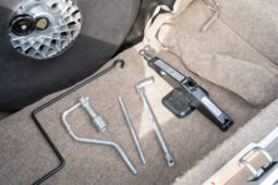 
										1989 Jaguar XJ-S V12 5-Speed Conversion full									