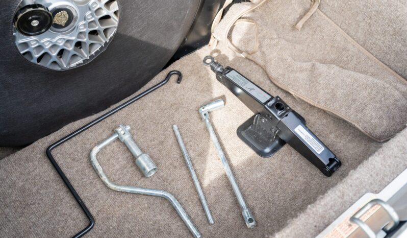 
								1989 Jaguar XJ-S V12 5-Speed Conversion full									