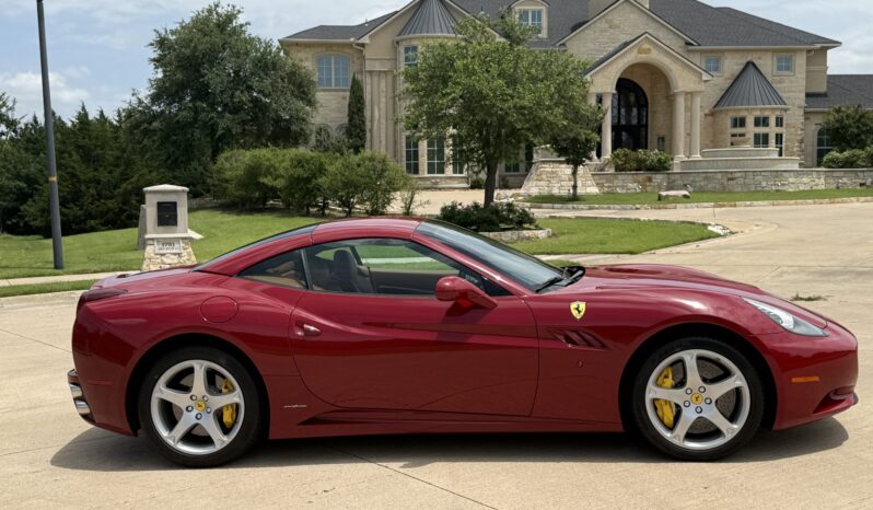 
								2013 Ferrari California full									