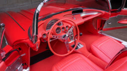 
										1958 Chevrolet Corvette 3-Speed full									