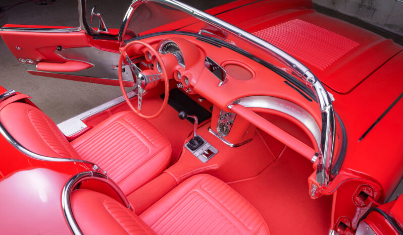 
								1958 Chevrolet Corvette 3-Speed full									