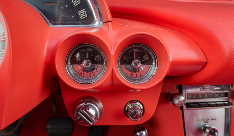 
								1958 Chevrolet Corvette 3-Speed full									