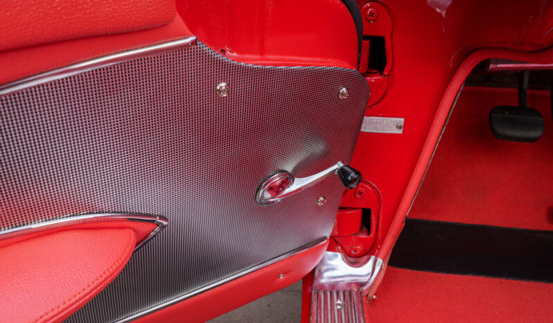 
								1958 Chevrolet Corvette 3-Speed full									